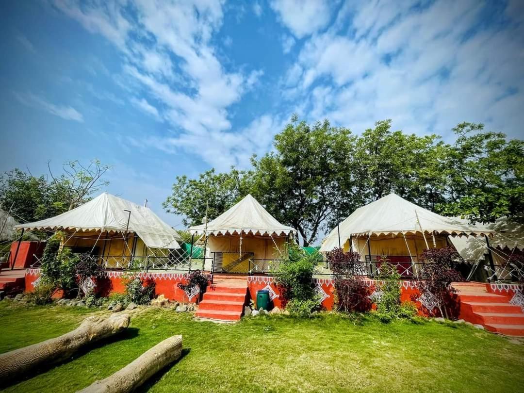 Van Vagdo Resort Rajpipla Exterior photo